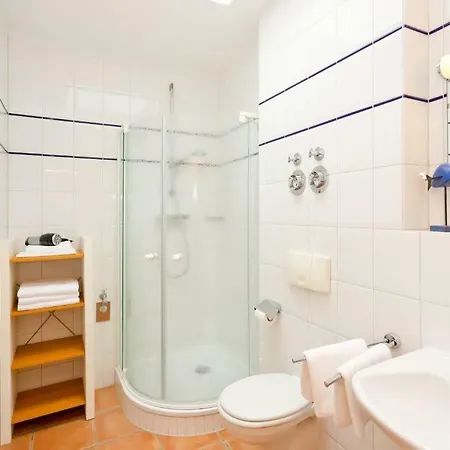 Apartment Hildegard 2 *